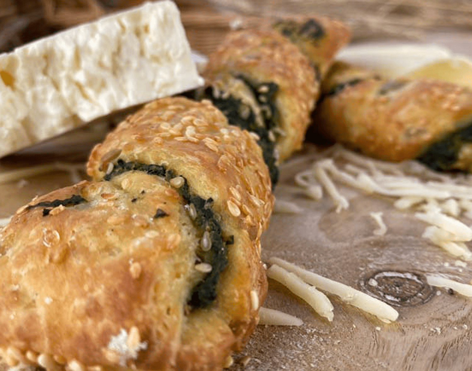 Spinatzwirbel mit Feta